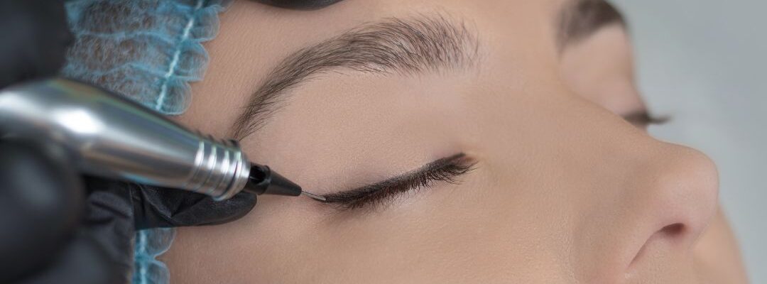 Micropigmentación de ojos difuminados: ¿Cómo hacerlo?