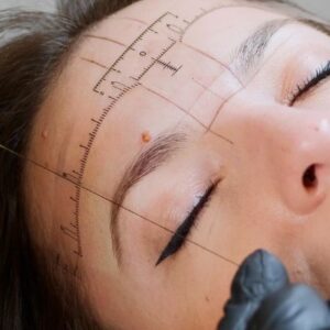 visagismo para cejas, ¿qué es y cómo aprender?